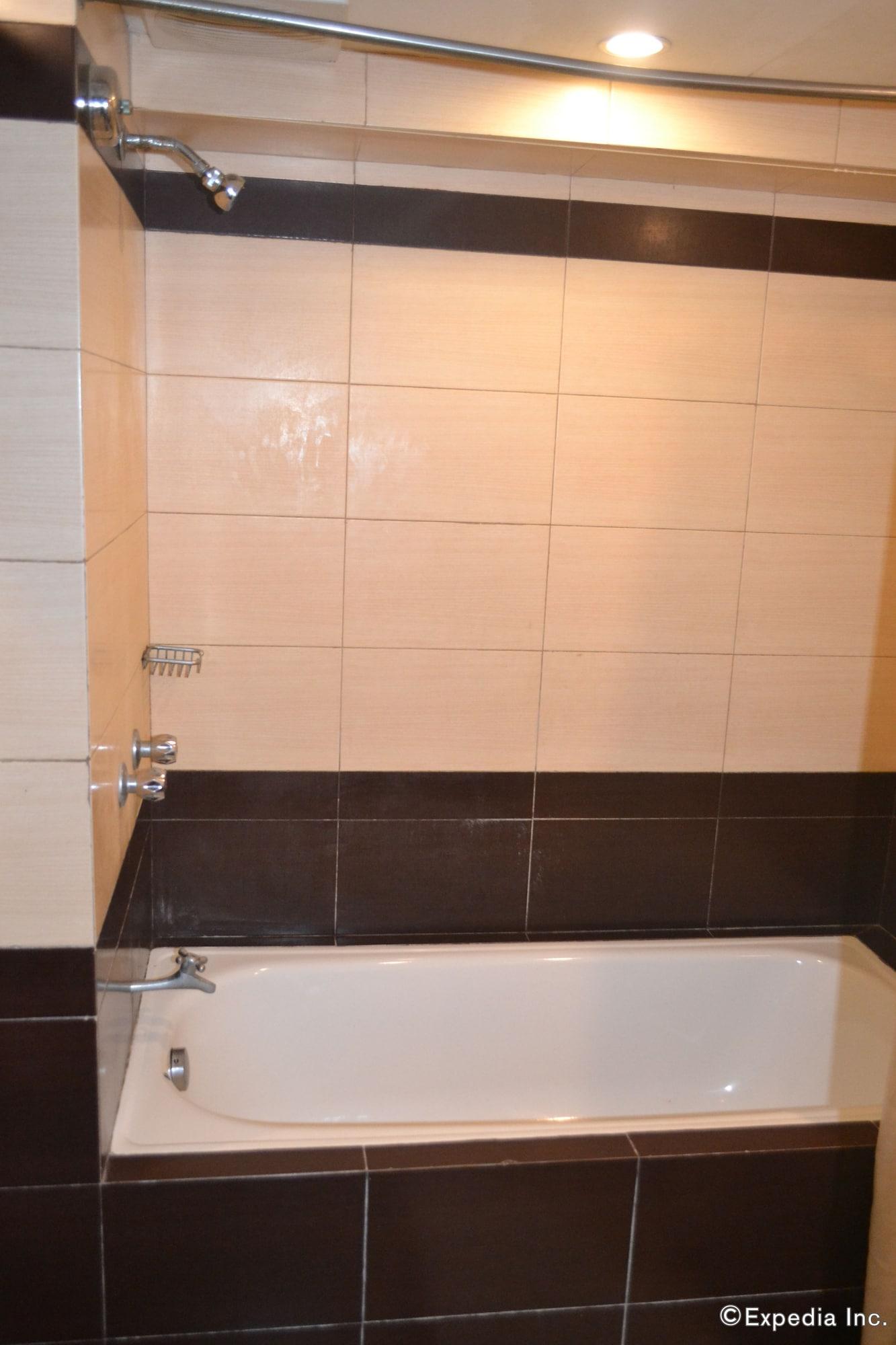 Lancaster Hotel Cebu Île de Mactan Extérieur photo