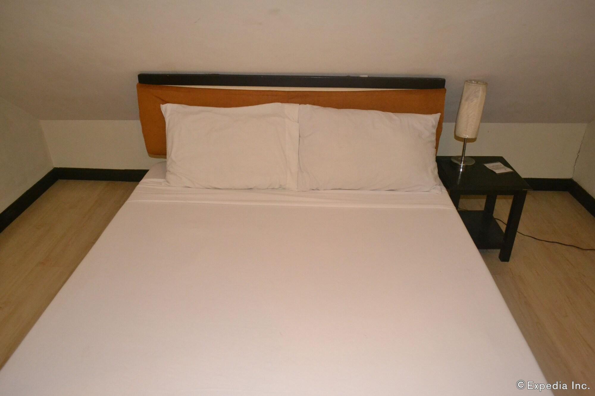 Lancaster Hotel Cebu Île de Mactan Extérieur photo