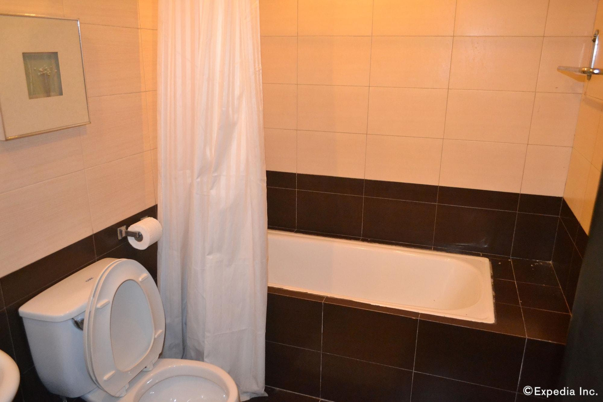 Lancaster Hotel Cebu Île de Mactan Extérieur photo