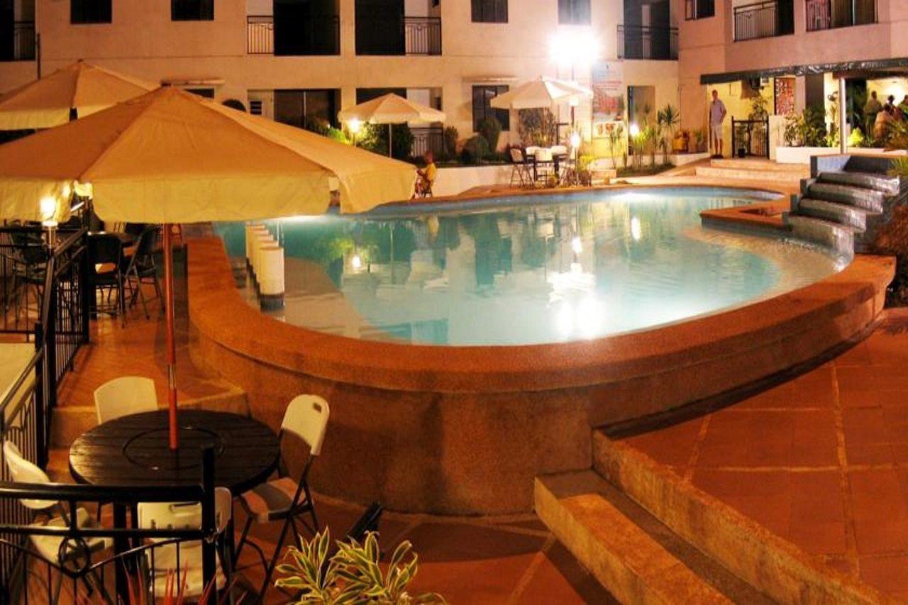 Lancaster Hotel Cebu Île de Mactan Extérieur photo
