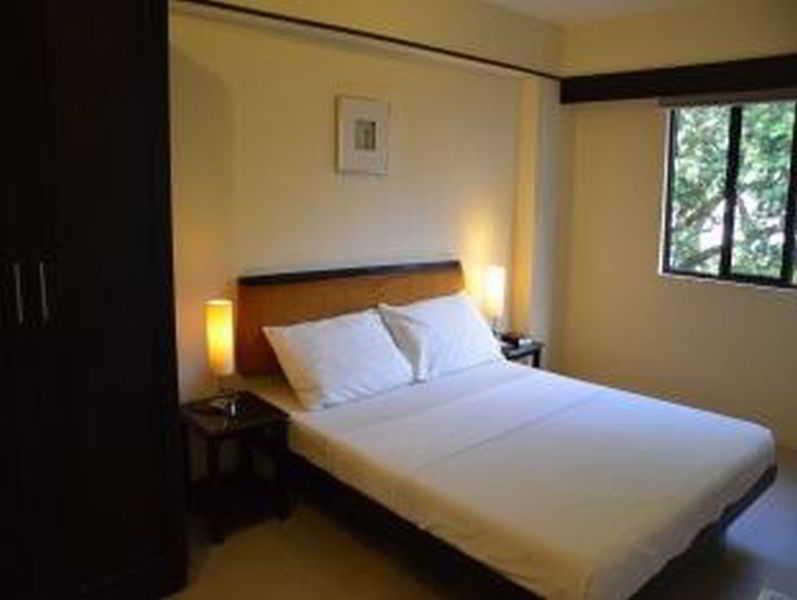 Lancaster Hotel Cebu Île de Mactan Extérieur photo
