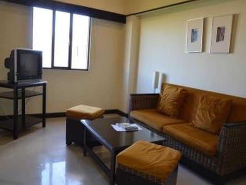 Lancaster Hotel Cebu Île de Mactan Extérieur photo